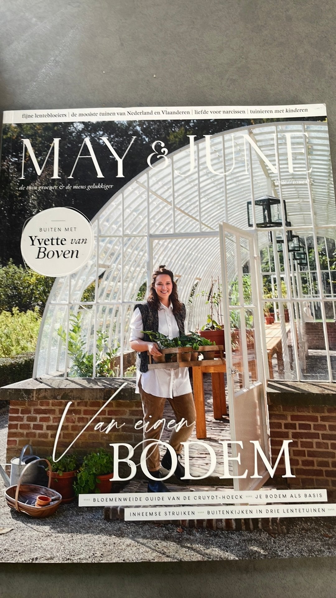 May & June issue 03, Ophalen of Verzenden, Zo goed als nieuw, Tuinieren en Tuinplanten