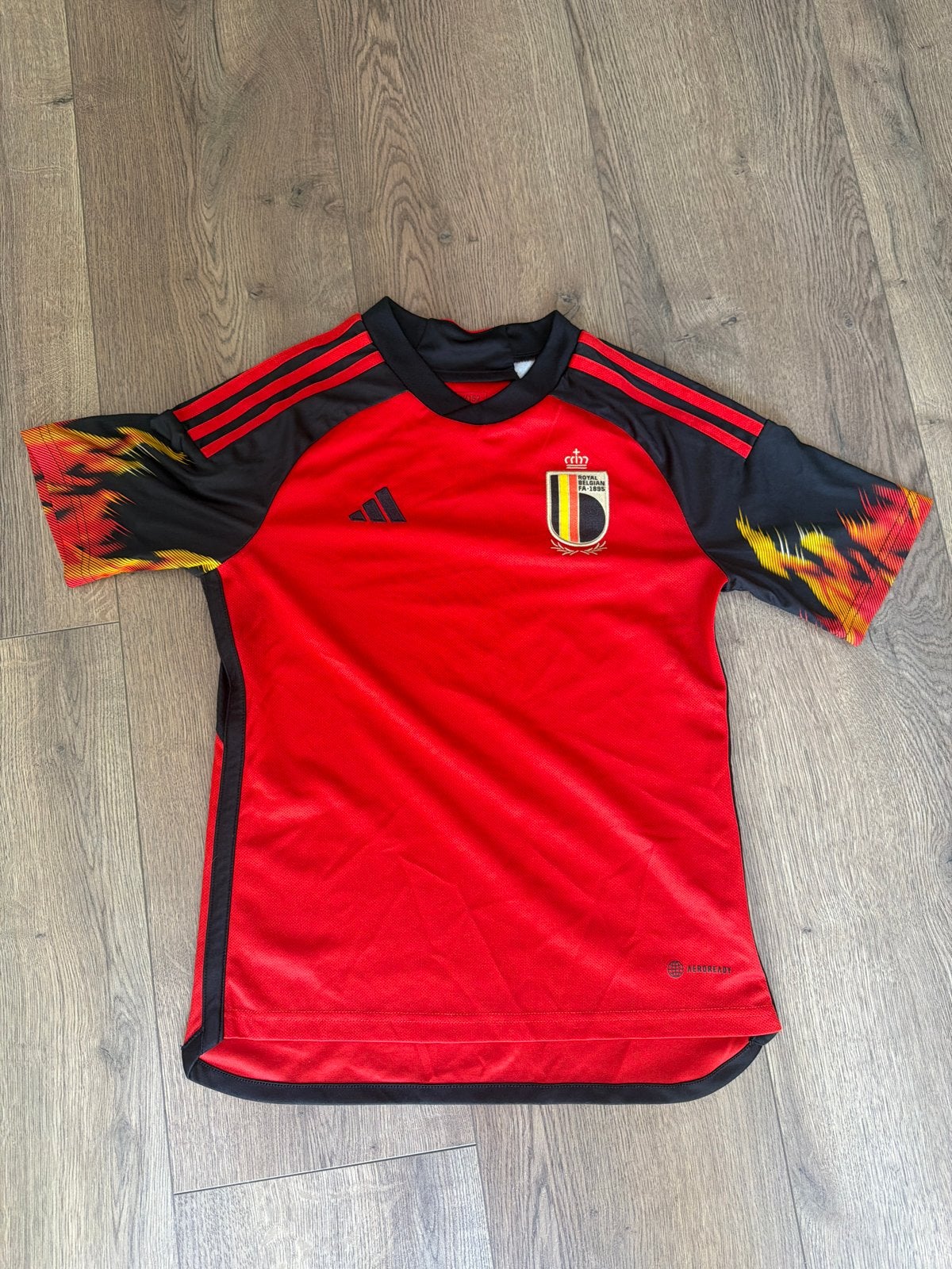 Rood Adidas België voetbalshirt - Maat 152 (11-12 jaar), Kinderen en Baby's, Kinderkleding | Maat 152, Ophalen of Verzenden, Zo goed als nieuw