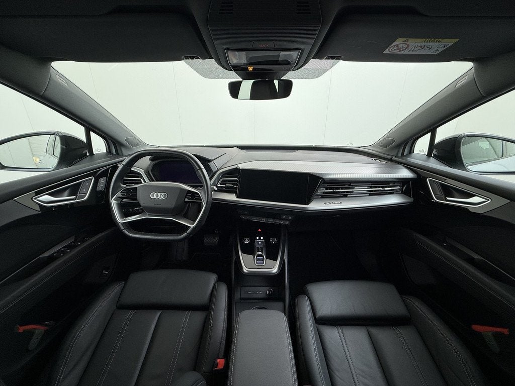 Audi Q4 e-tron 50 Quattro 300pk 82kWh SOH 95% Launch Ed. Adv, Auto's, Audi, Zwart, 82 kWh, Wit, 420 min