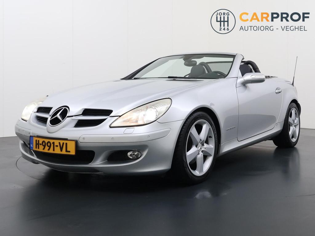 Mercedes-Benz SLK-klasse 200 K. Navigatie | Lichtmetalen vel, Auto's, Automaat, Gebruikt, Zwart, 4 cilinders