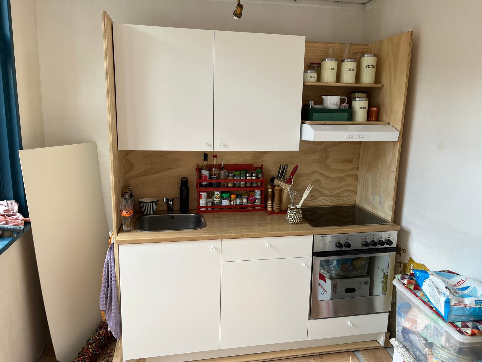 Complete (tijdelijke) keuken, Huis en Inrichting, Keuken | Complete keukens, Ophalen, Gebruikt, Wit