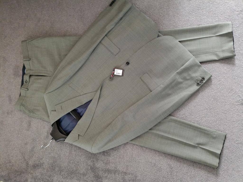 Pak / kostuum maat 102 olijfgroen, Kleding | Heren, Kostuums en Colberts, Eagle&brown, Nieuw, Overige maten, Ophalen of Verzenden