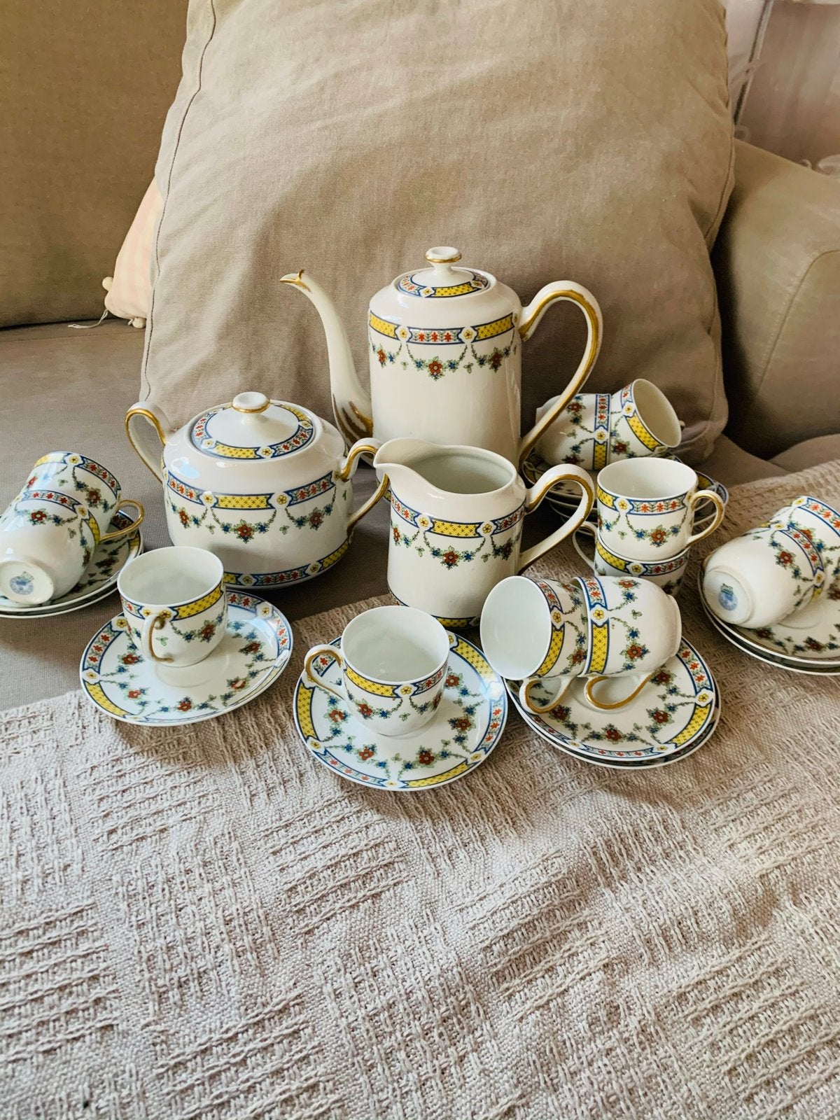 Limoges Raynaud 12 pers antiek porseleinen servies, Ophalen