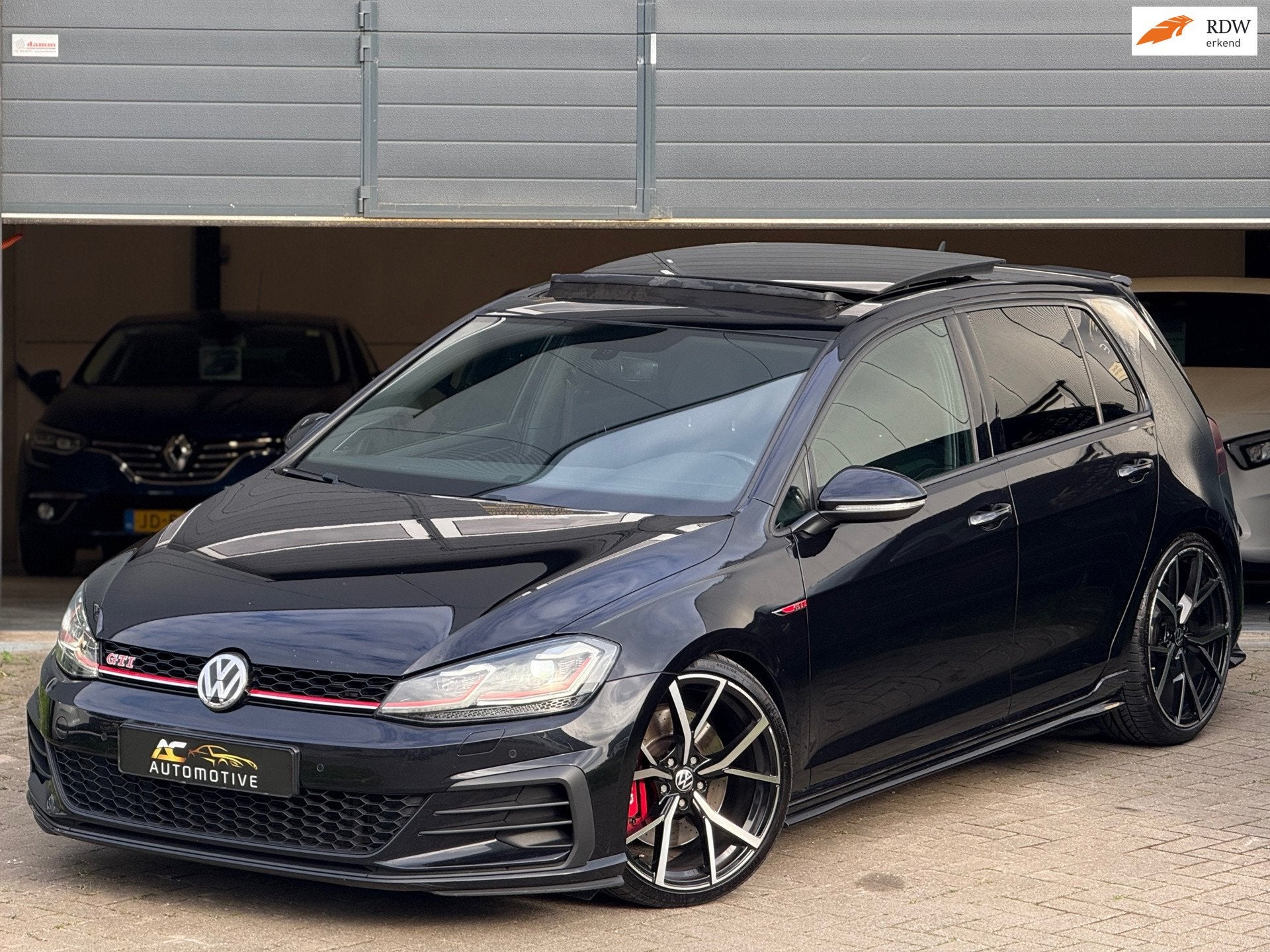 Volkswagen Golf 2.0 TSI GTI Performance Pano/Dynaudio, Gebruikt, Euro 6, 4 cilinders, 1984 cc