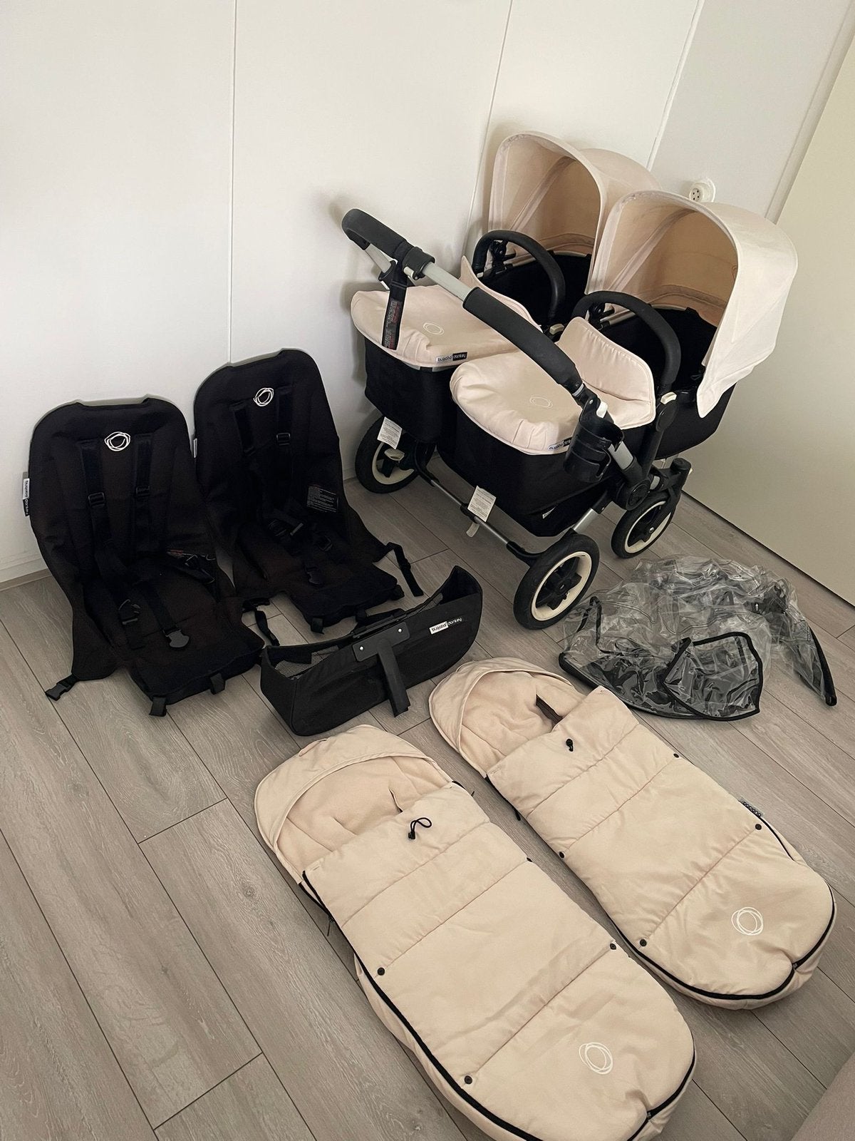 Bugaboo donkey 2 Twin zeer compleet, Support@bugaboo.com, Gebruikt, Bugaboo, Ophalen of Verzenden