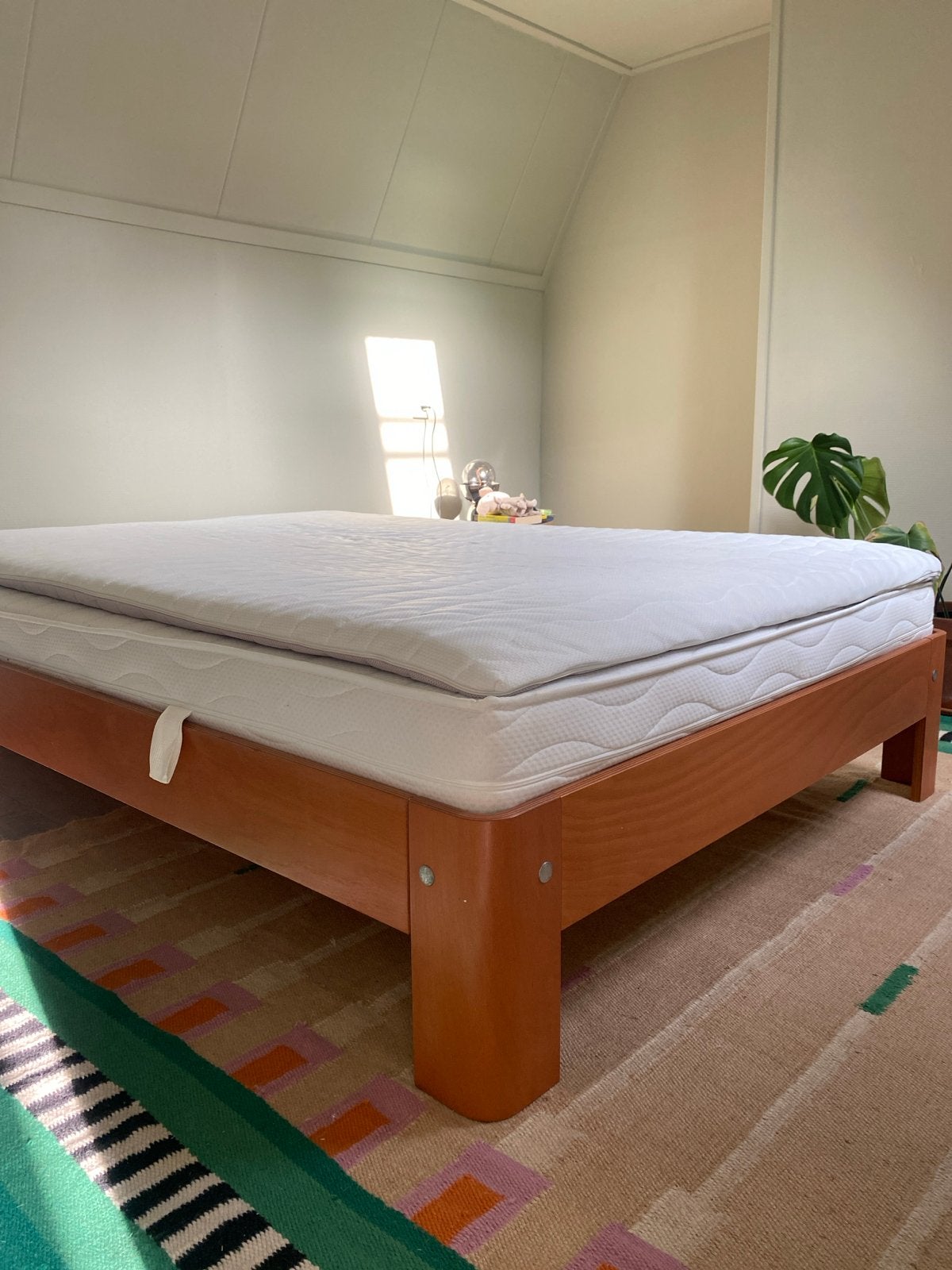 Auping Auronde bed 140x200 - Zo goed als nieuw, Ophalen, Bruin, Tweepersoons, 140 cm
