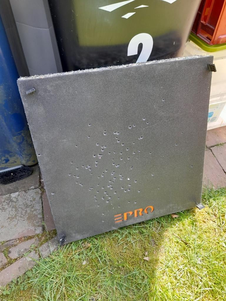 Eleven epro target 60x60x7, Ophalen, Zo goed als nieuw