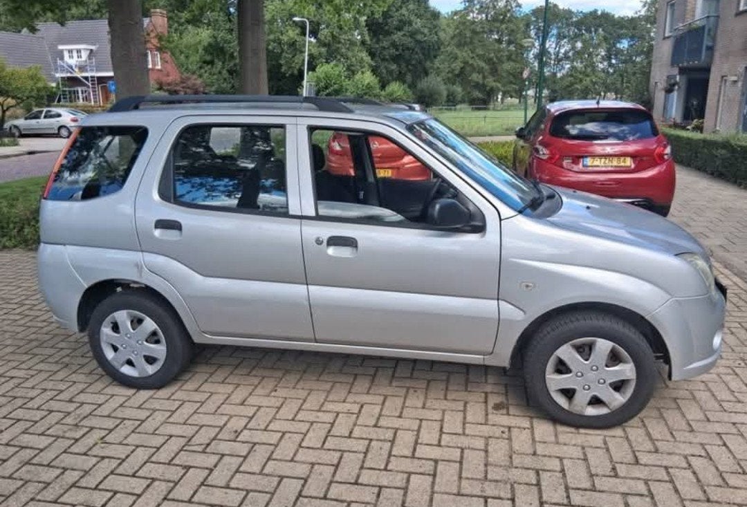 Suzuki Ignis 1.3 5D 2004 Grijs, Auto's, Voorwielaandrijving, 15 km/l, 31 €/maand, Ignis