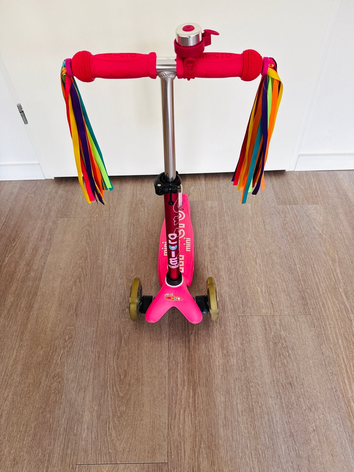 Mini Micro step Deluxe LED - 3-wiel kinderstep - Roze, Ophalen, Zo goed als nieuw, Gewone step