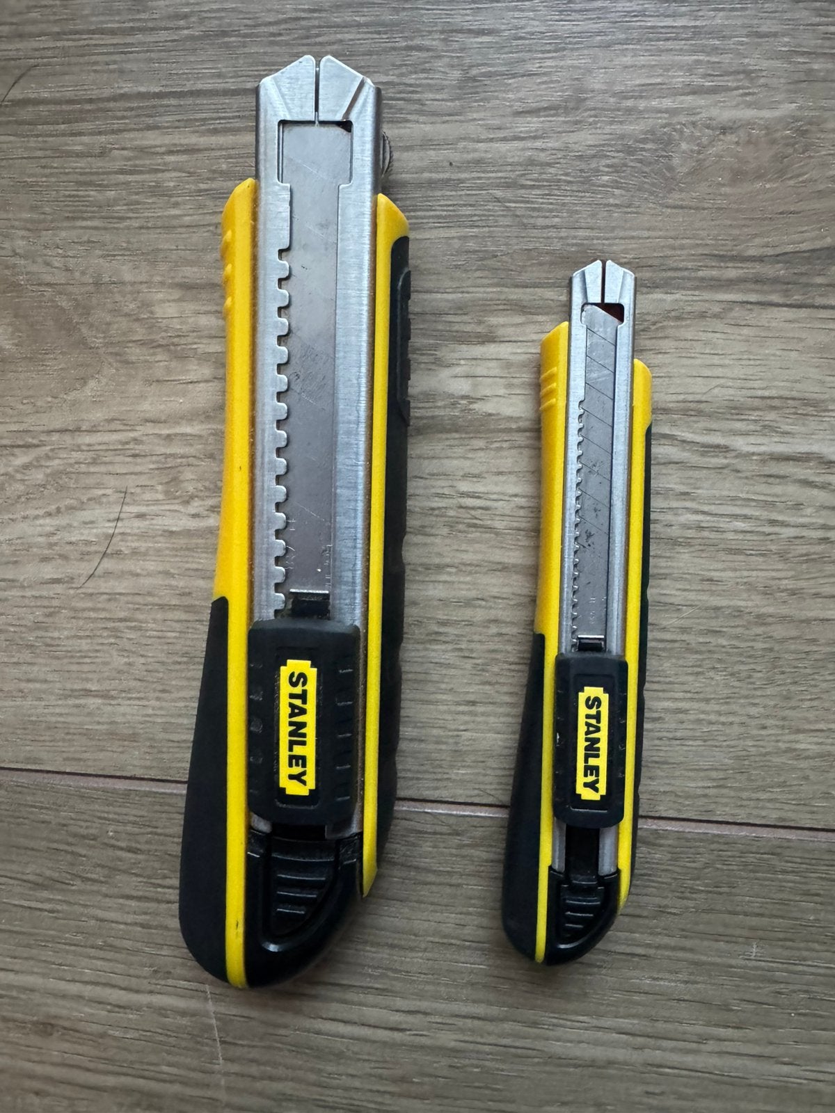 Stanley Fatmax afbreekmes 2 formaten als nieuw, Ophalen of Verzenden, Zo goed als nieuw, Snijgereedschap, Stanley