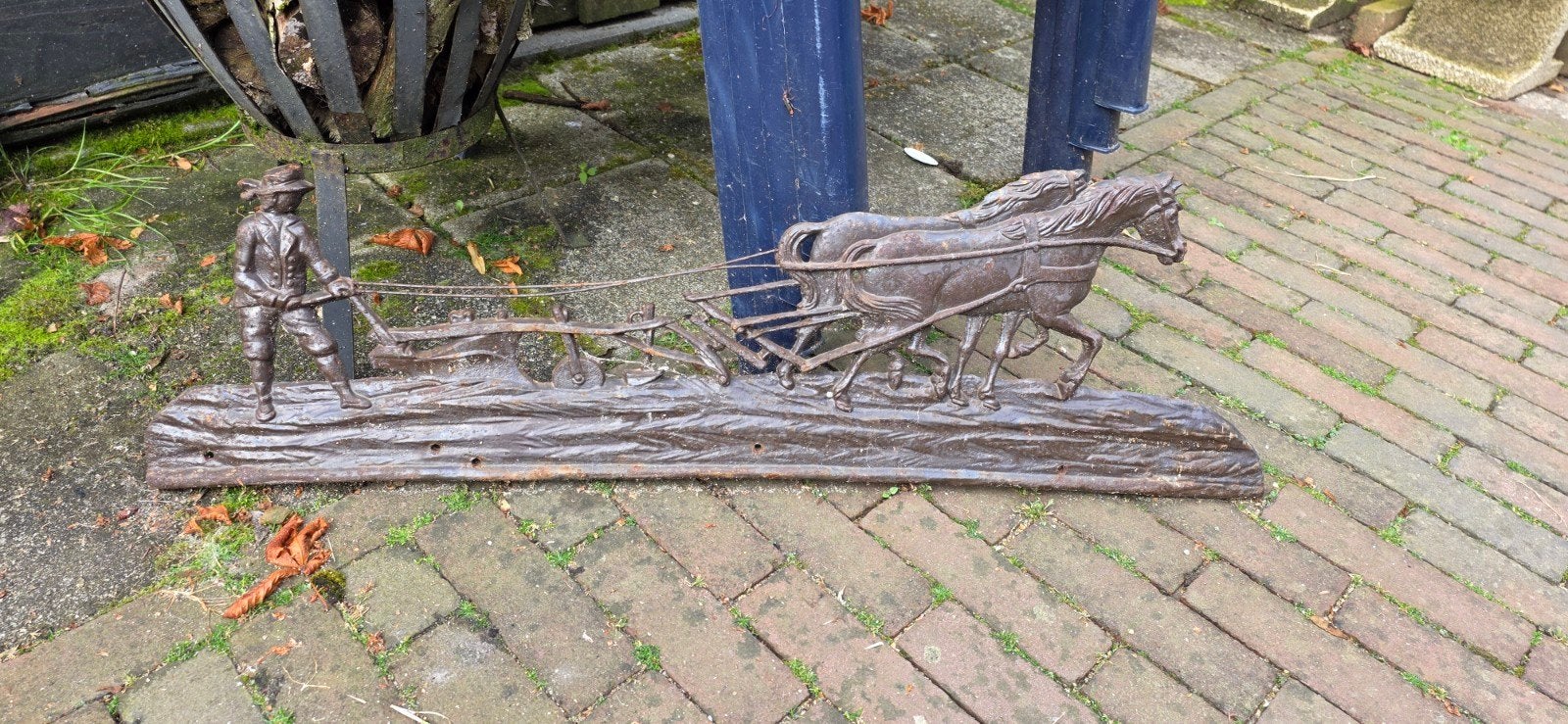 Decoratief ijzeren beeld: Paard en wagen met boer, Antiek en Kunst, Ophalen
