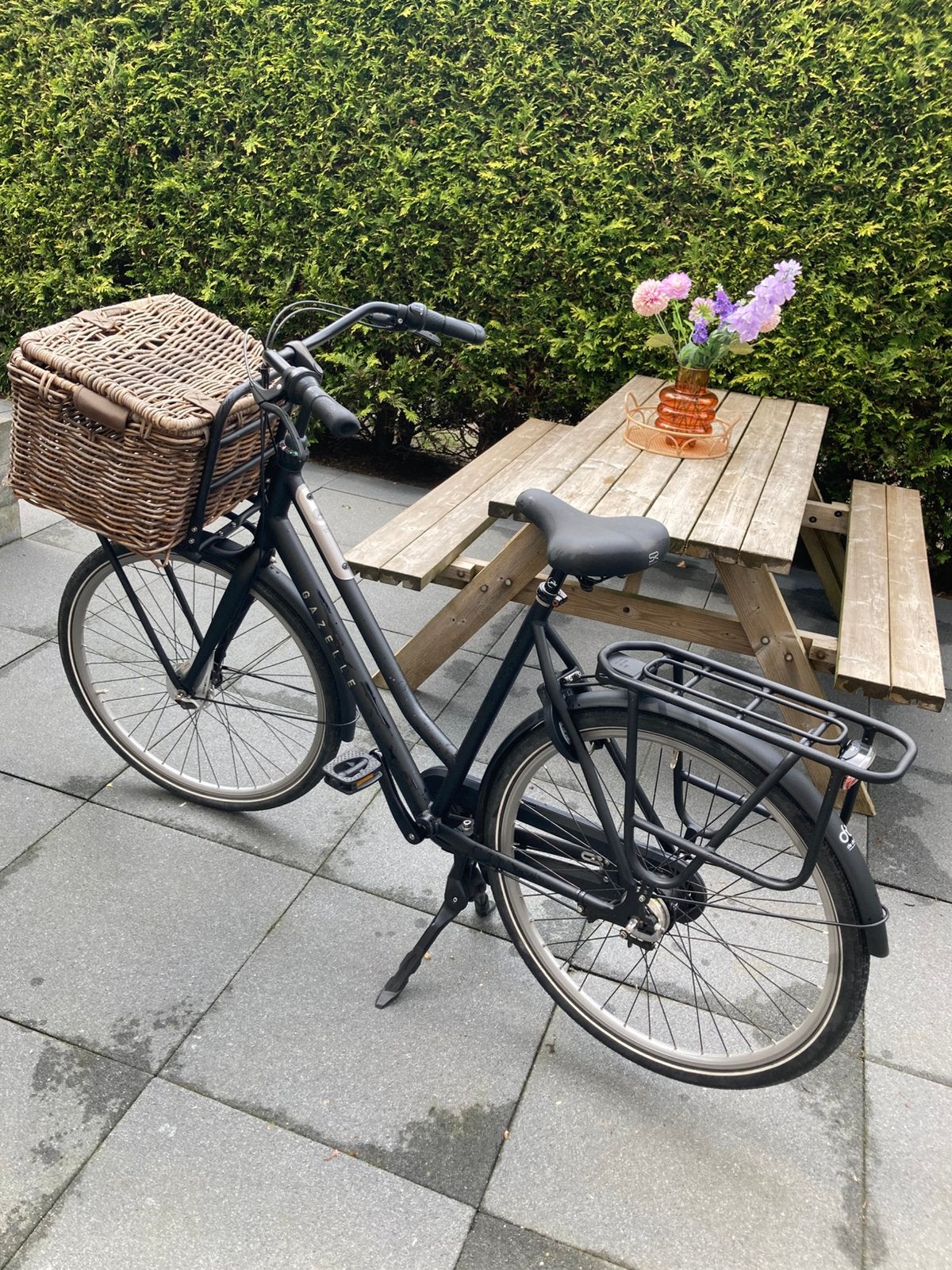 Gazelle fiets met 7 versnellingen en rieten mand, Ophalen, Versnellingen, 56 cm of meer, Zo goed als nieuw