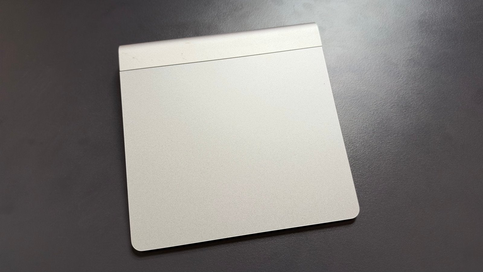 Apple Magic Trackpad - Draadloos Touchpad, Ophalen of Verzenden, Zo goed als nieuw, Draadloos, Trackpad