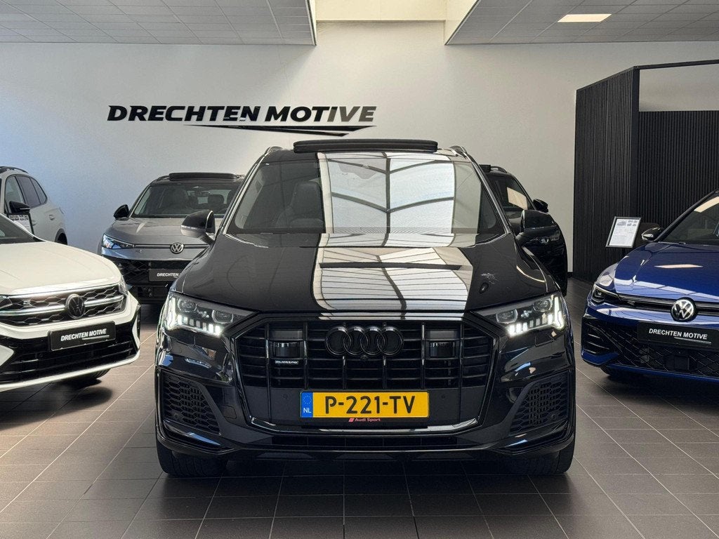 Audi Q7 60 TFSI e quattro S-line /Pano / RS Seat / Massage, Auto's, Audi, Automaat, 14 kWh, Gebruikt, 2995 cc