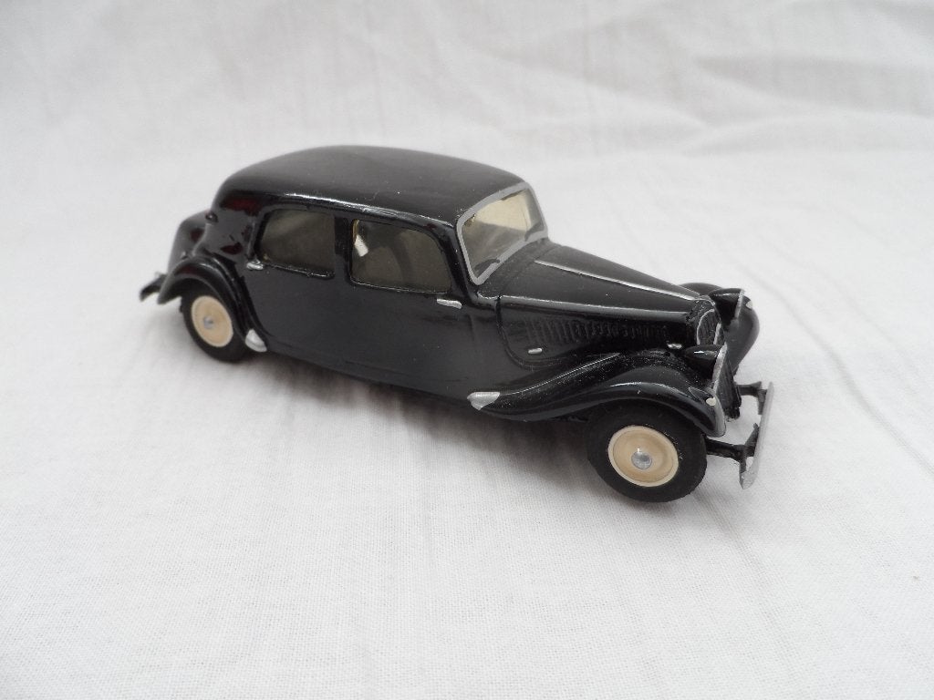 Citroën Traction 11 Normale zwart miniatuur auto, Ophalen, Gebruikt, Auto, Dinky Toys