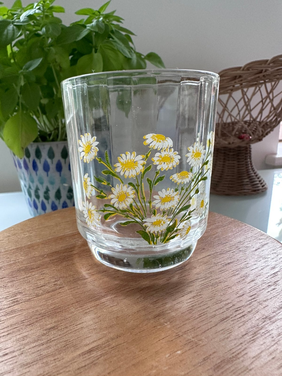 Gezocht! Vintage jaren 50/60/70? Glazen met madeliefjes, Verzamelen, Glas en Borrelglaasjes, Ophalen of Verzenden, Gebruikt