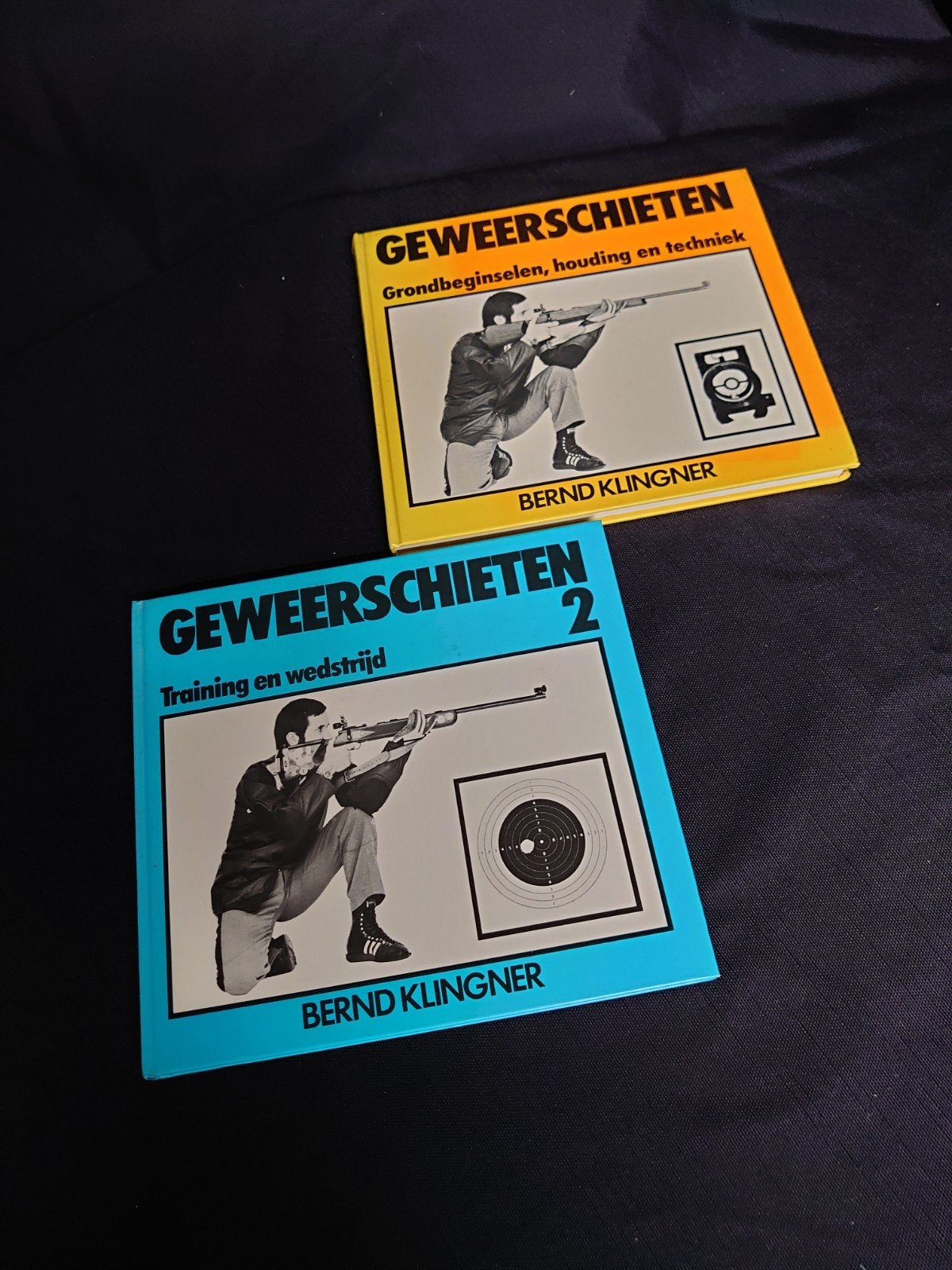 Instructie boeken "klassiek luchtbuks geweerschieten" 1&2, Ophalen of Verzenden, Zo goed als nieuw