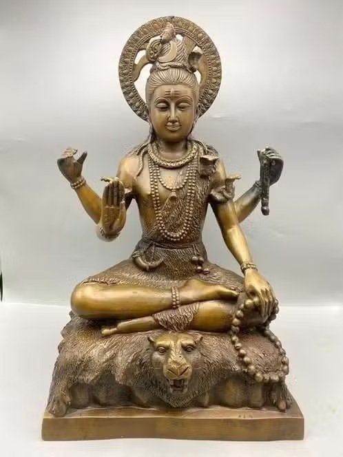 Massief bronzen Shiva op tijgervel – 44 cm – 11,3 kg, Verzamelen, Religie, Ophalen of Verzenden, Gebruikt, Beeld(je), Hindoeïsme