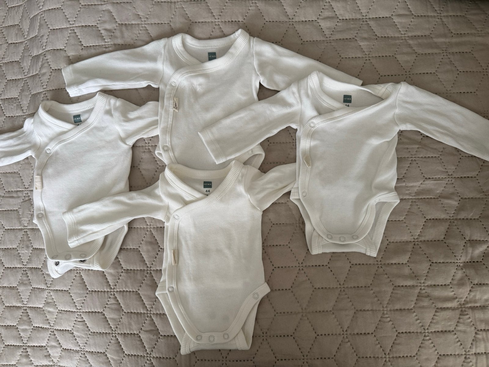 HEMA Meegroei Bamboe Rompers Maat 44 Prematuur Baby's, Ophalen, Zo goed als nieuw, Jongetje of Meisje, Nacht- of Onderkleding