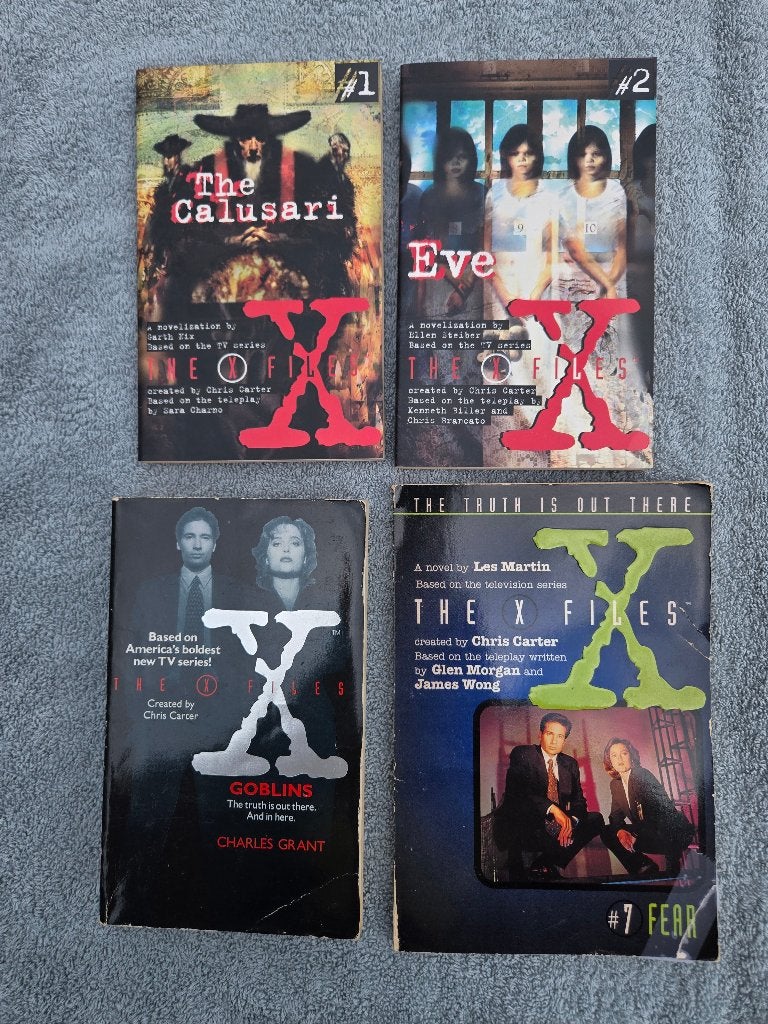 X-Files Engels, Ophalen of Verzenden, Gelezen