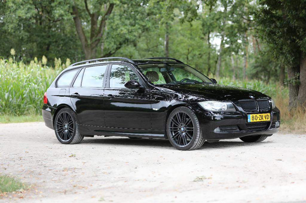 BMW 3-Serie 320i Touring M-pakket  2008 Zwart, Auto's, BMW, Achterwielaandrijving, 1995 cc, Beige, 4 cilinders