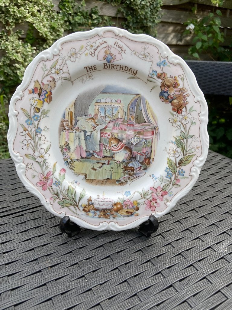 Brambly Hedge the Birthday, Ophalen of Verzenden, Zo goed als nieuw, Porselein, Bord of Schaal
