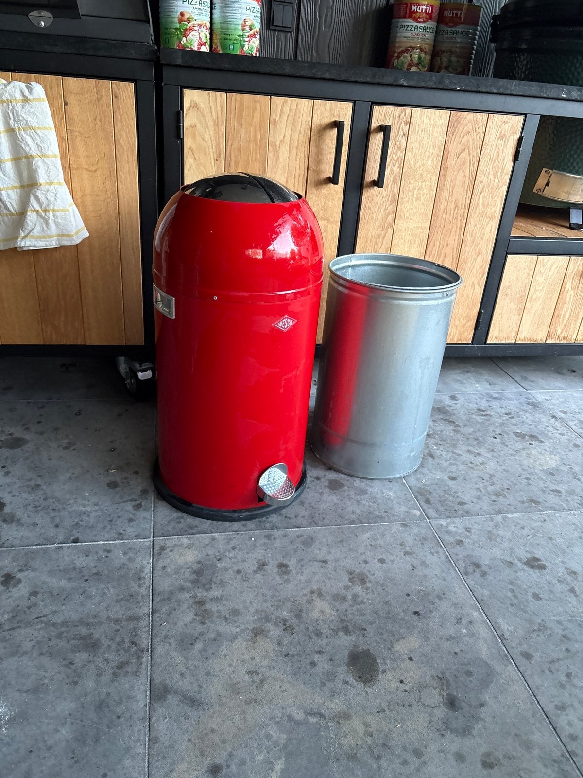 Wesco Pedaalemmer Rood - gebruikt, Huis en Inrichting, Ophalen, Gebruikt, Met pedaal, 40 liter of meer