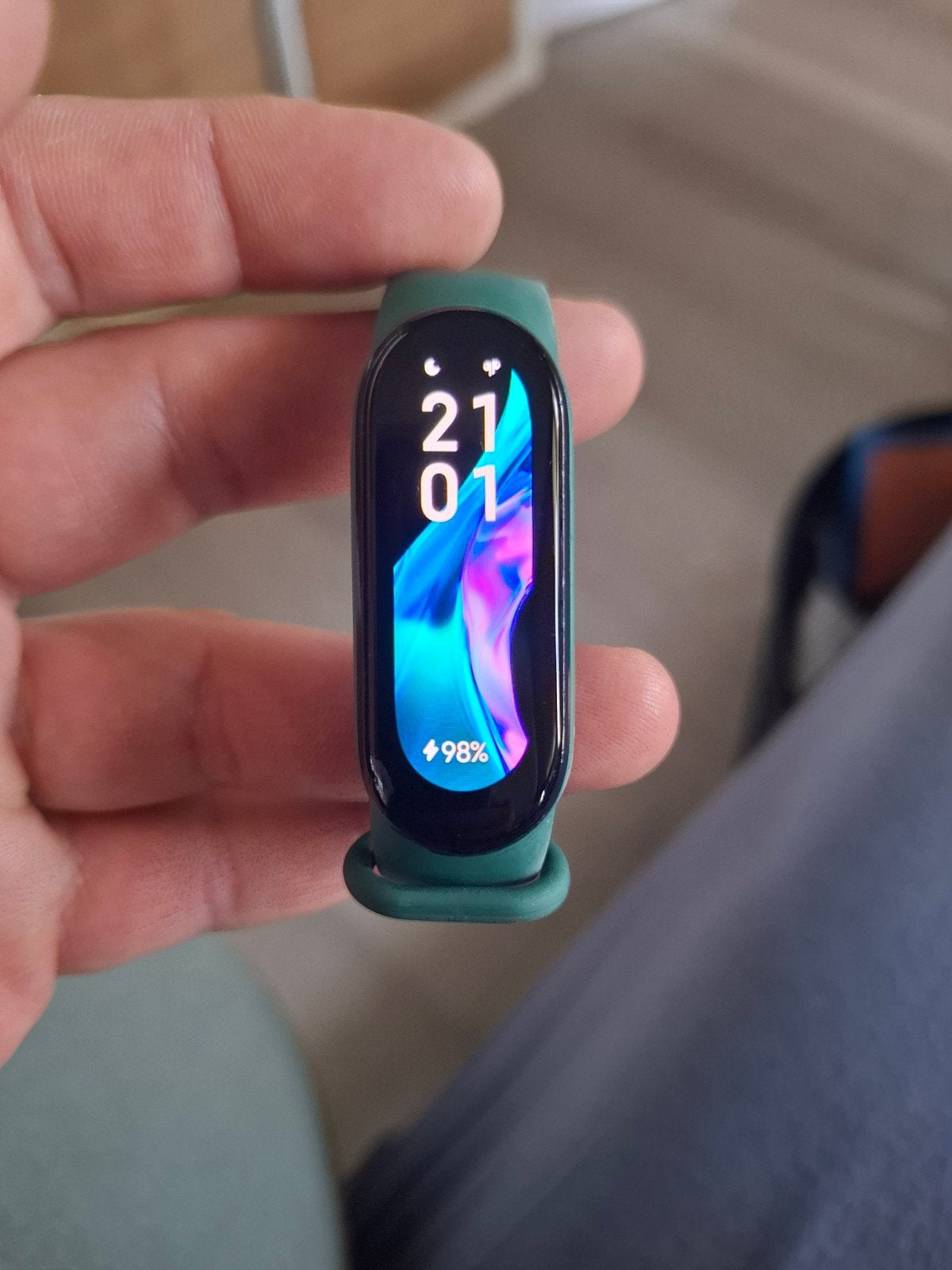 Xiaomi Mi Band 5 met veel extra bandjes en oplader, Xiaomi, Zwart, Ophalen of Verzenden, Zo goed als nieuw