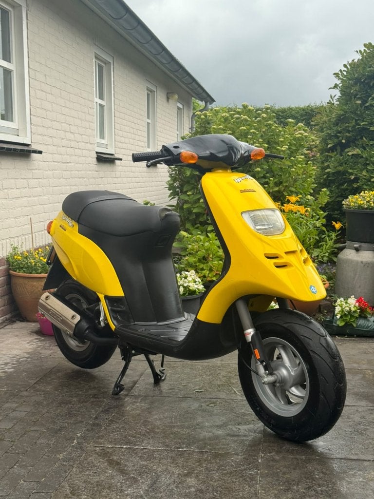 ⭐️Piaggio Typhoon 50cc 2 takt 5500 km Brom⭐️
