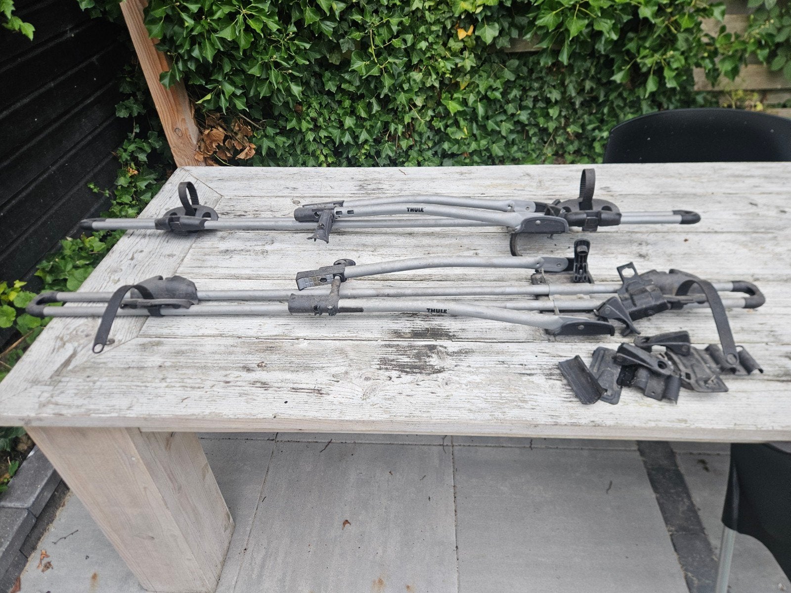 2 Thule ProRide 591 fiets dakdragers, Auto diversen, Ophalen of Verzenden, Gebruikt