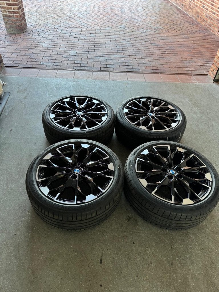 BMW 1/2 Serie F70/F74 19" Orig. 977M Velgen en zomerbanden, Auto-onderdelen, Gebruikt, Banden en Velgen, 235 mm, Personenwagen