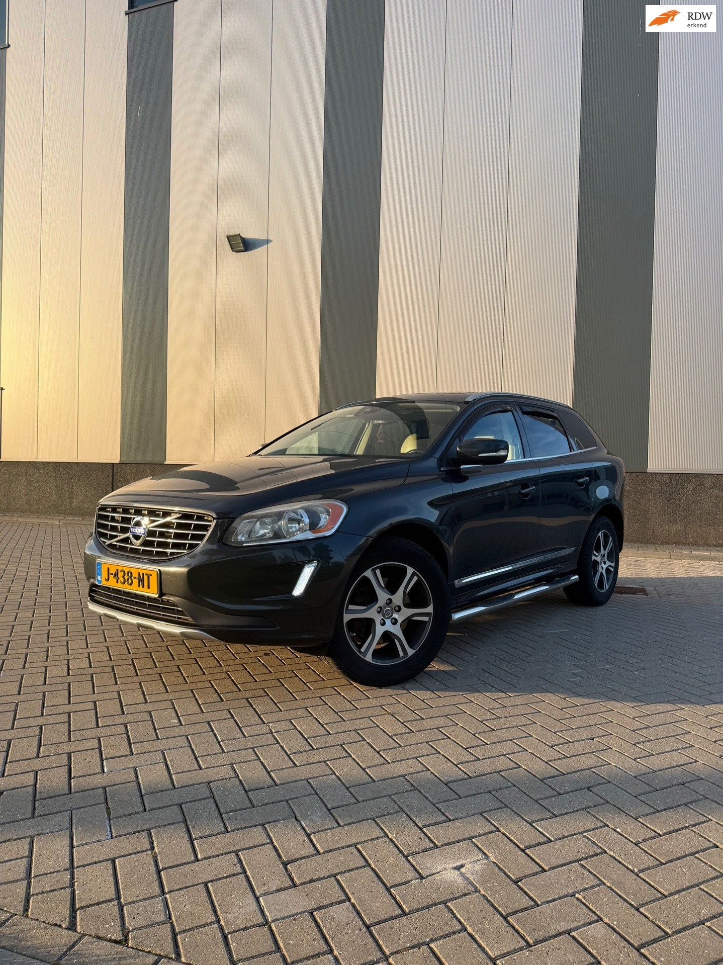 Volvo XC60 3.0 T6 Summum, Automaat, Gebruikt, Automatische klimaatregeling, Leder