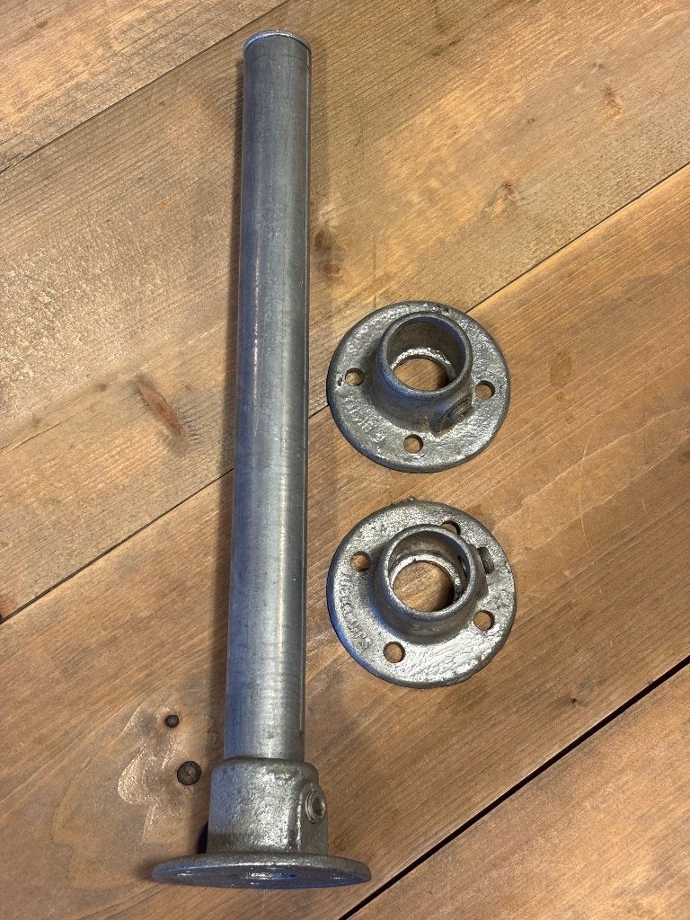 Steigerbuis, voetstuk en diverse koppelstukken., Ophalen, 100 tot 250 mm, Amerongerwetering 28, De paardenschuur