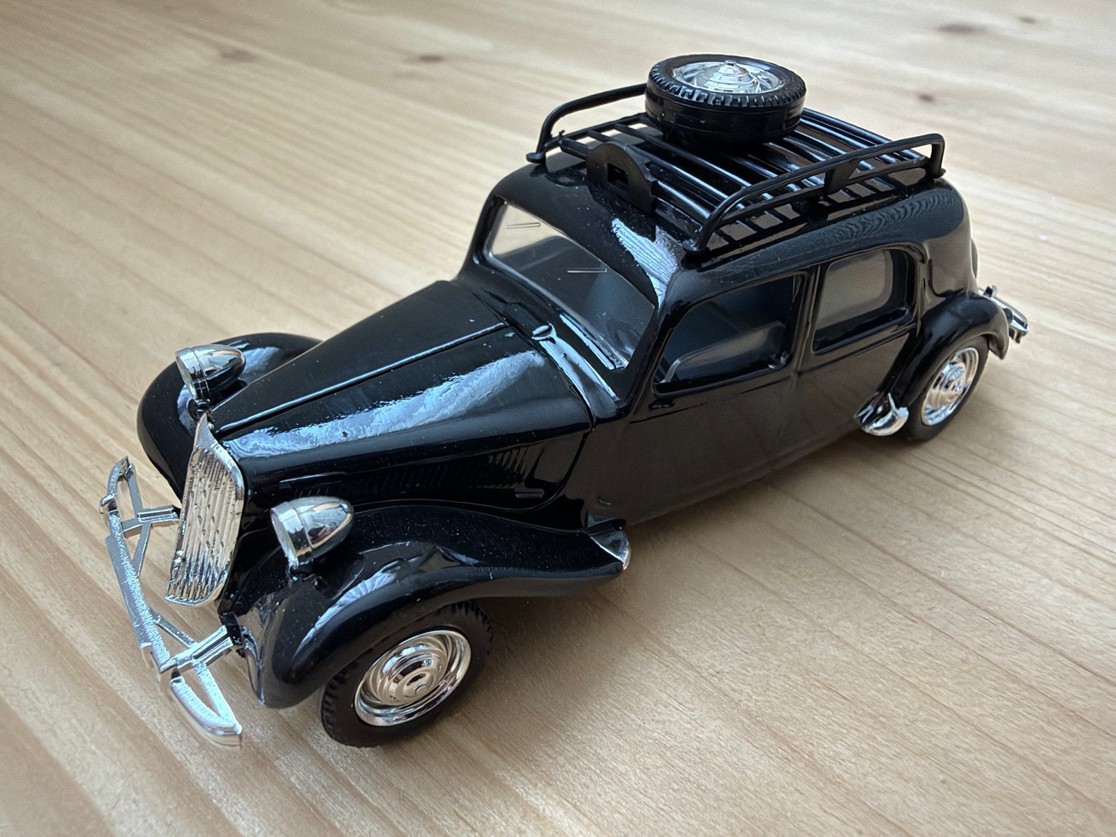 Solido Citroën Traction 1:43 - Zwart modelauto, Ophalen of Verzenden, Zo goed als nieuw, Auto, Solido