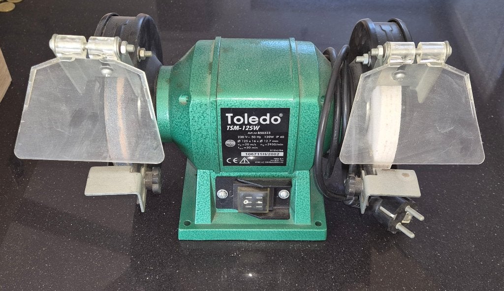 Toledo Slijpmachine, Ophalen of Verzenden, Gebruikt, 700 tot 1000 watt, Werkbankslijpmachine