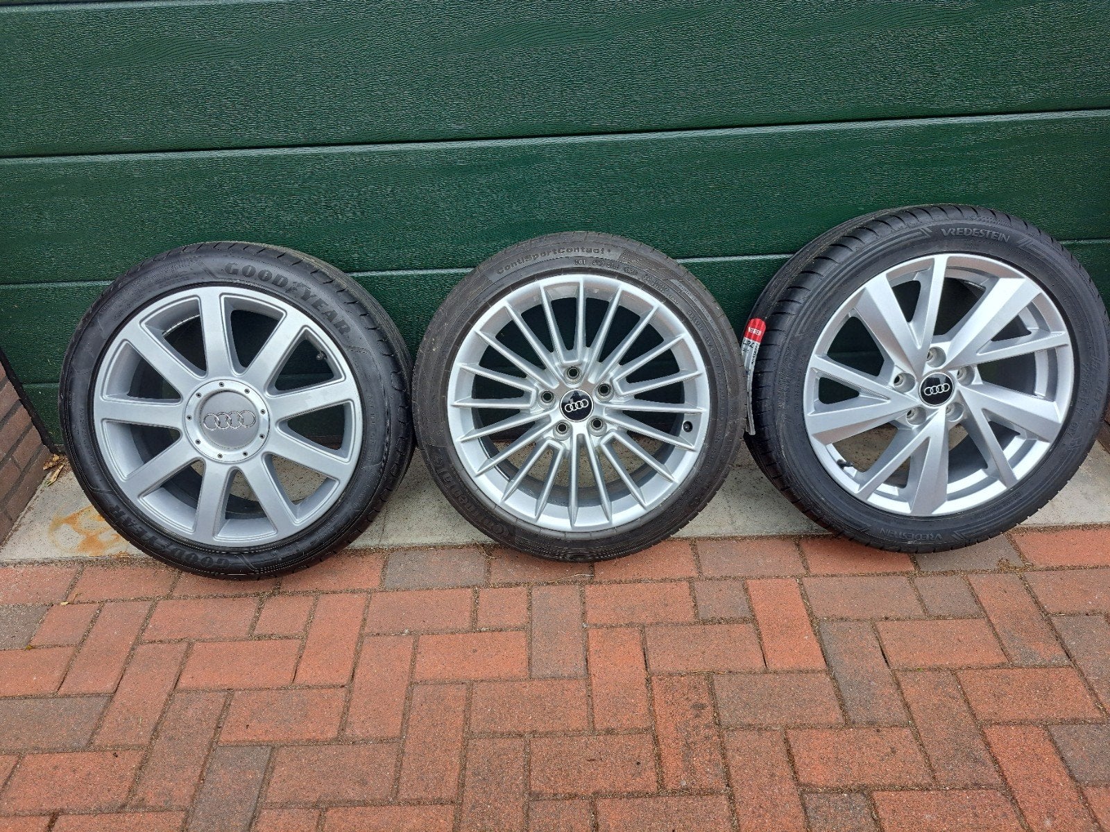 Audi 5x112 17inch, Auto-onderdelen, Banden en Velgen, 17 inch, Band(en), Zomerbanden, 225 mm