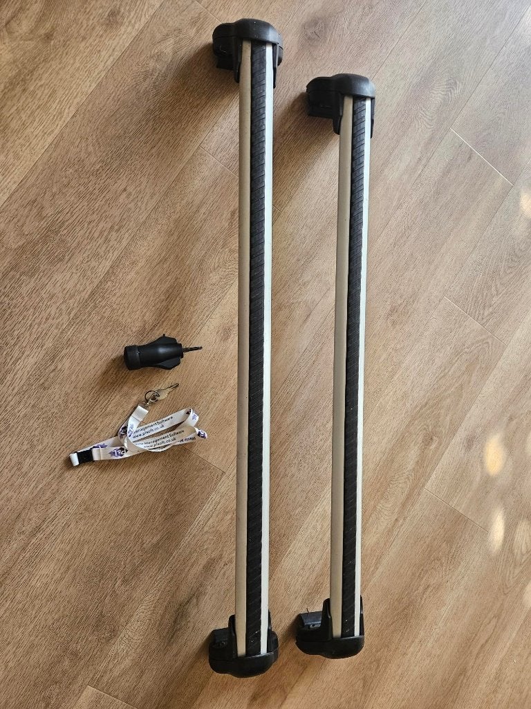 Ford dakdrager set, Ophalen, Zo goed als nieuw