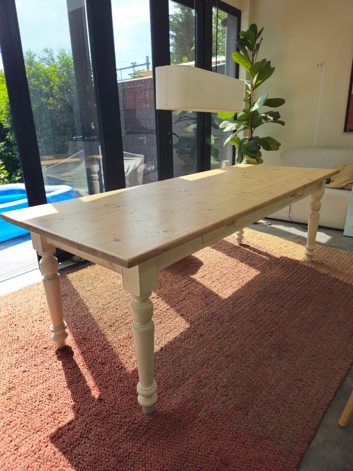 Grote houten eettafel met lade, landelijke stijl, Huis en Inrichting, Tafels | Eettafels, Ophalen, Gebruikt, 200 cm of meer, 50 tot 100 cm