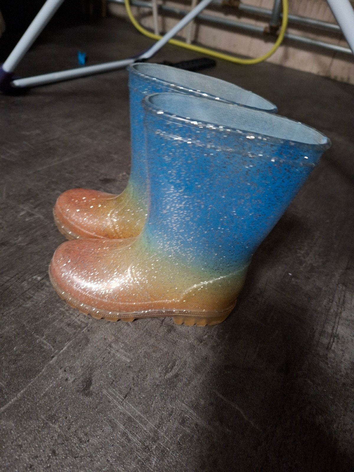 Regenlaarzen maat 26 met lichtjes, Kinderen en Baby's, Kinderkleding | Schoenen en Sokken, Gebruikt, Jongen of Meisje, Ophalen of Verzenden