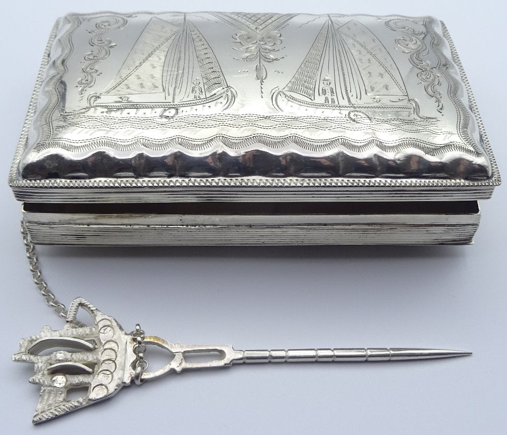 Tabaksdoos, Hollands antiek zilver, 225,00 euro., Antiek en Kunst, Verzenden, Zilver