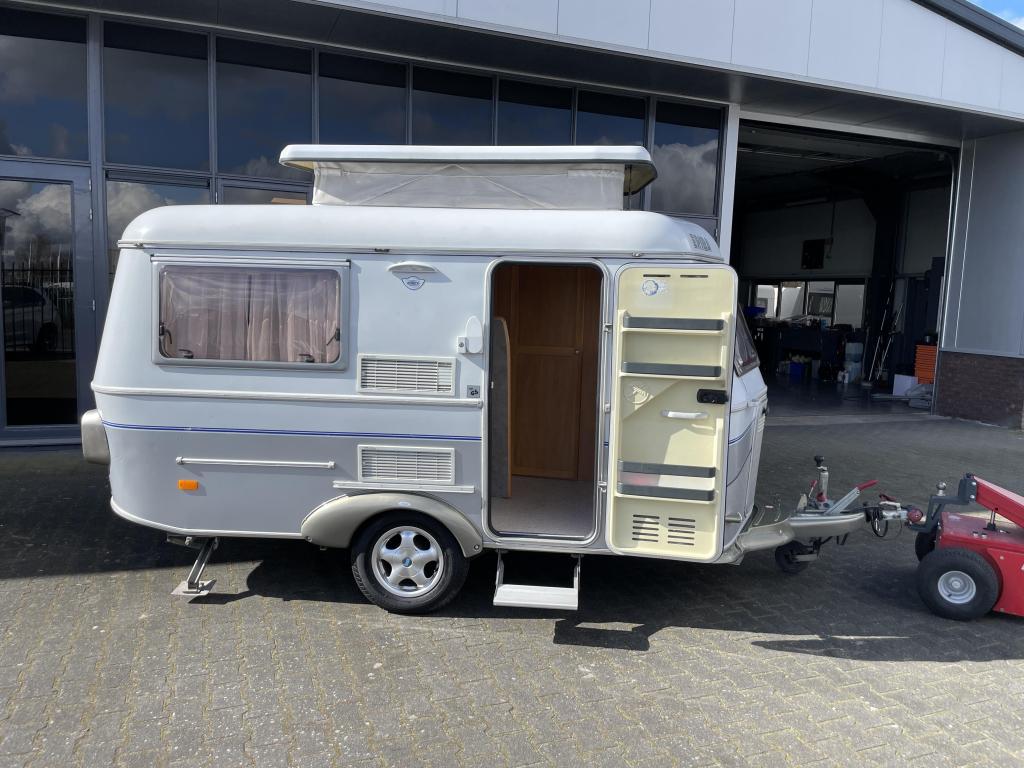 Eriba Touring 320 GT Bed/ Zit WC + Tent kompakt hefdak 850kg, Caravans en Kamperen, Caravans, Tot en met 2, Bedrijf, Treinzit
