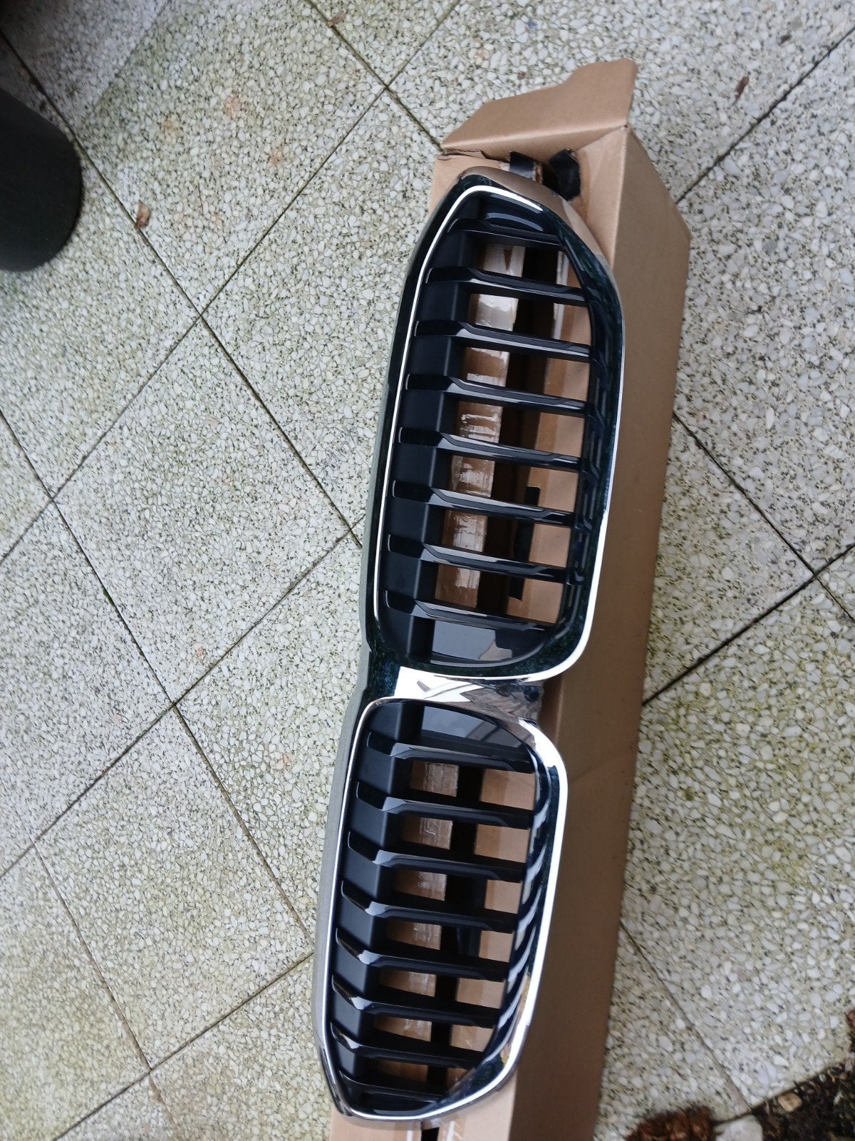 Orginele radiatorgrill voor een BMW serie 3 van  G20 of G21, Ophalen, Voor, Nieuw, Bumper