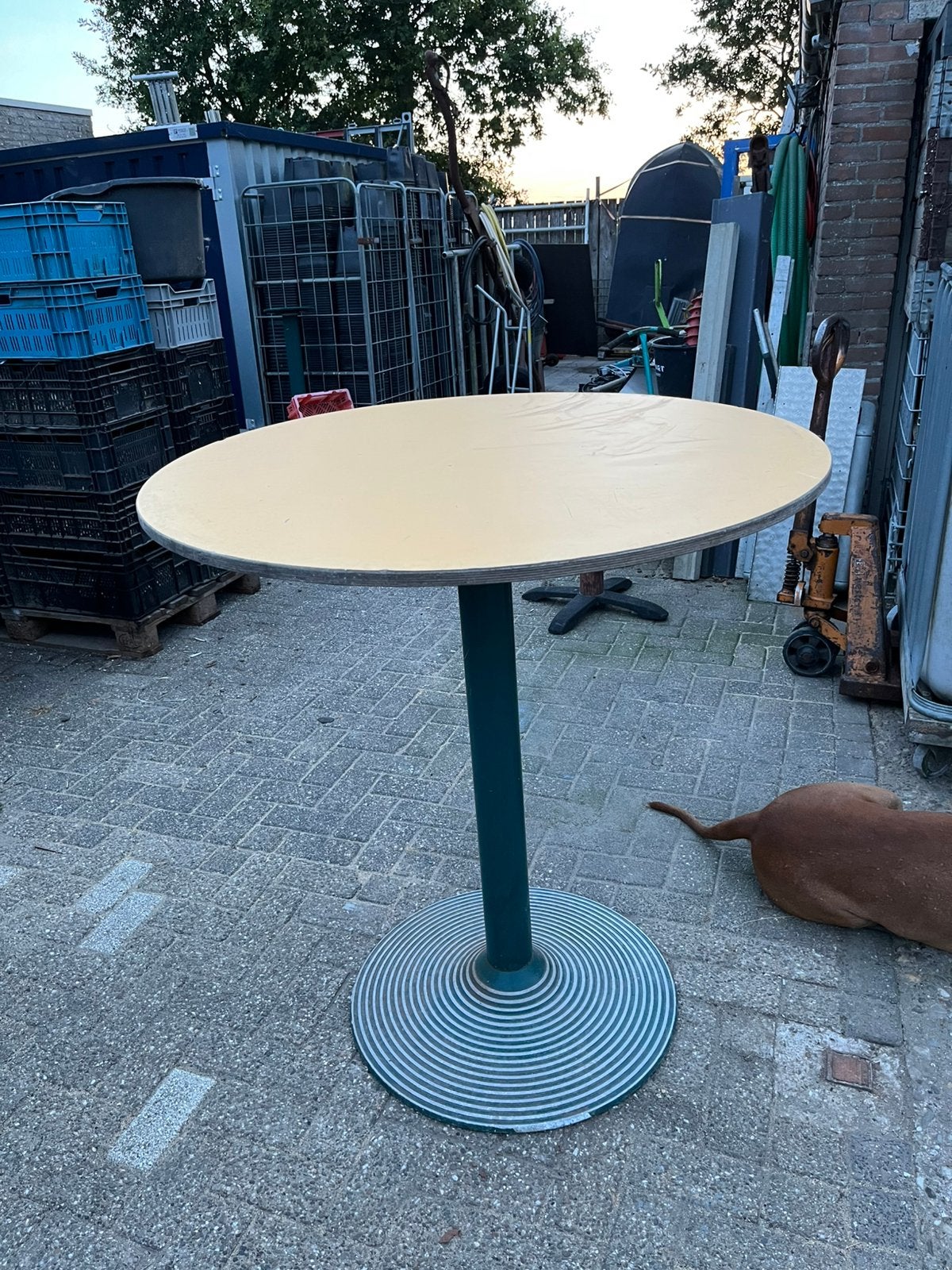 2 x statafel met aluminium poot, Huis en Inrichting, Tafels | Statafels, Ophalen, Gebruikt