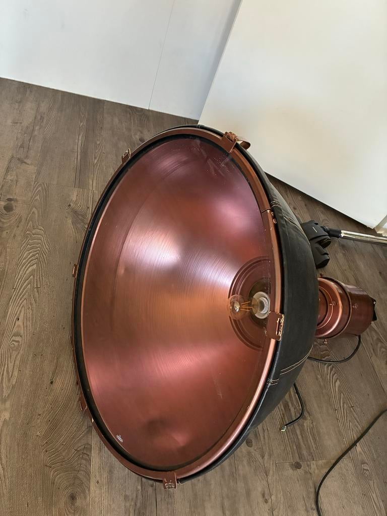 Indutique 55 Design lamp, Antiek en Kunst, Ophalen