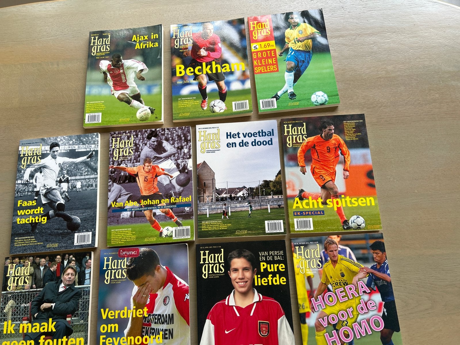 Hard Gras Voetbaltijdschriften - Diverse Uitgaven, Ophalen of Verzenden, Gelezen, Sport en Vrije tijd
