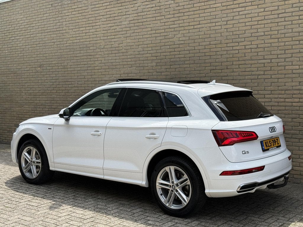 Audi Q5 50 TFSI e 299pk S-Line | Panoramadak | Trekhaak afne, Auto's, Audi, Automaat, 4 cilinders, Wit, Plug-in hybride