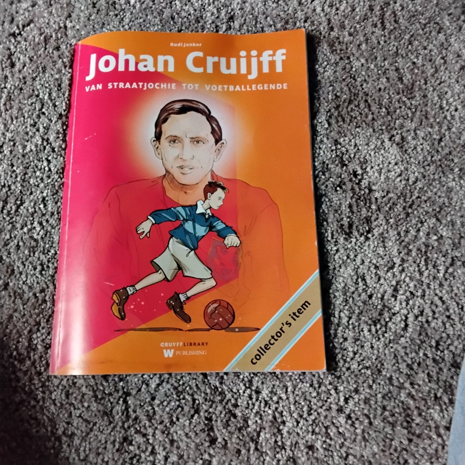 Johan Cruijff: Van Straatjochie tot Voetballegende, Ophalen of Verzenden, Zo goed als nieuw, Rudi Jonker, Balsport