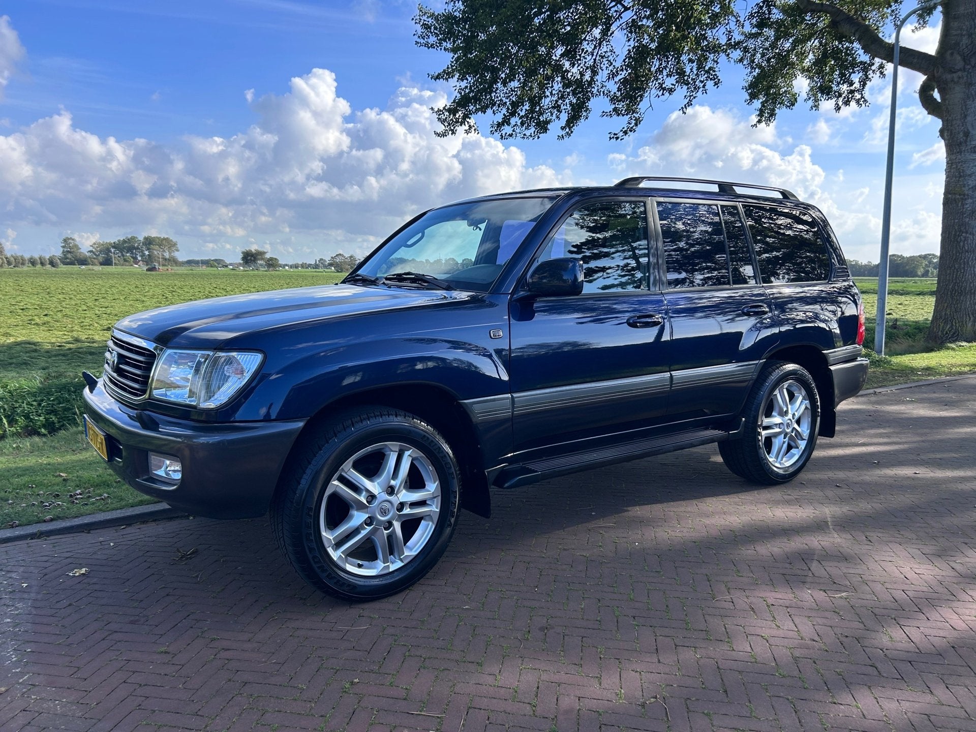 Toyota LandCruiser 100 4.7i V8 Benzine/Gas Grijs kenteken Bi, 2432 kg, Gebruikt, 8 cilinders, Blauw