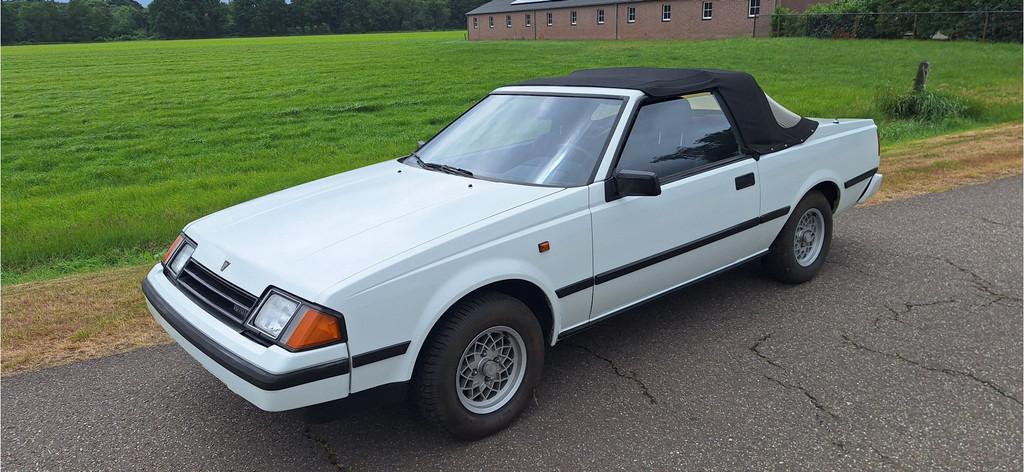 Toyota Celica 1.6 ST CABRIOLET BELASTING VRIJ (bj 1983), Auto's, Oldtimers, Bedrijf, Te koop, Lichtmetalen velgen, Metallic lak