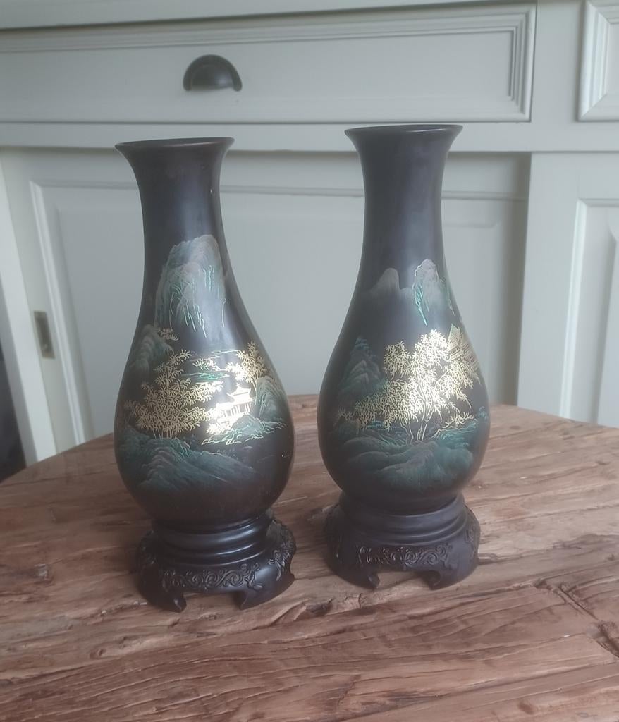 2 jaren 50 Chinese lakvazen Flying Horse China Laqué, Ophalen of Verzenden, Overige kleuren, Aardewerk of Porselein, Minder dan 50 cm